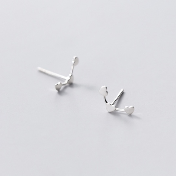 925 Sterling Silver  Hearts Ear Crawler Stud Earrings - Picture 2 of 4